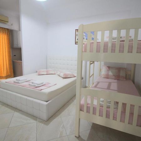 סרנדה Andy Apartments מראה חיצוני תמונה