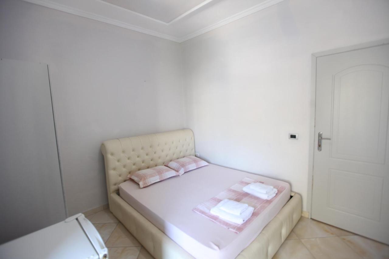 סרנדה Andy Apartments מראה חיצוני תמונה