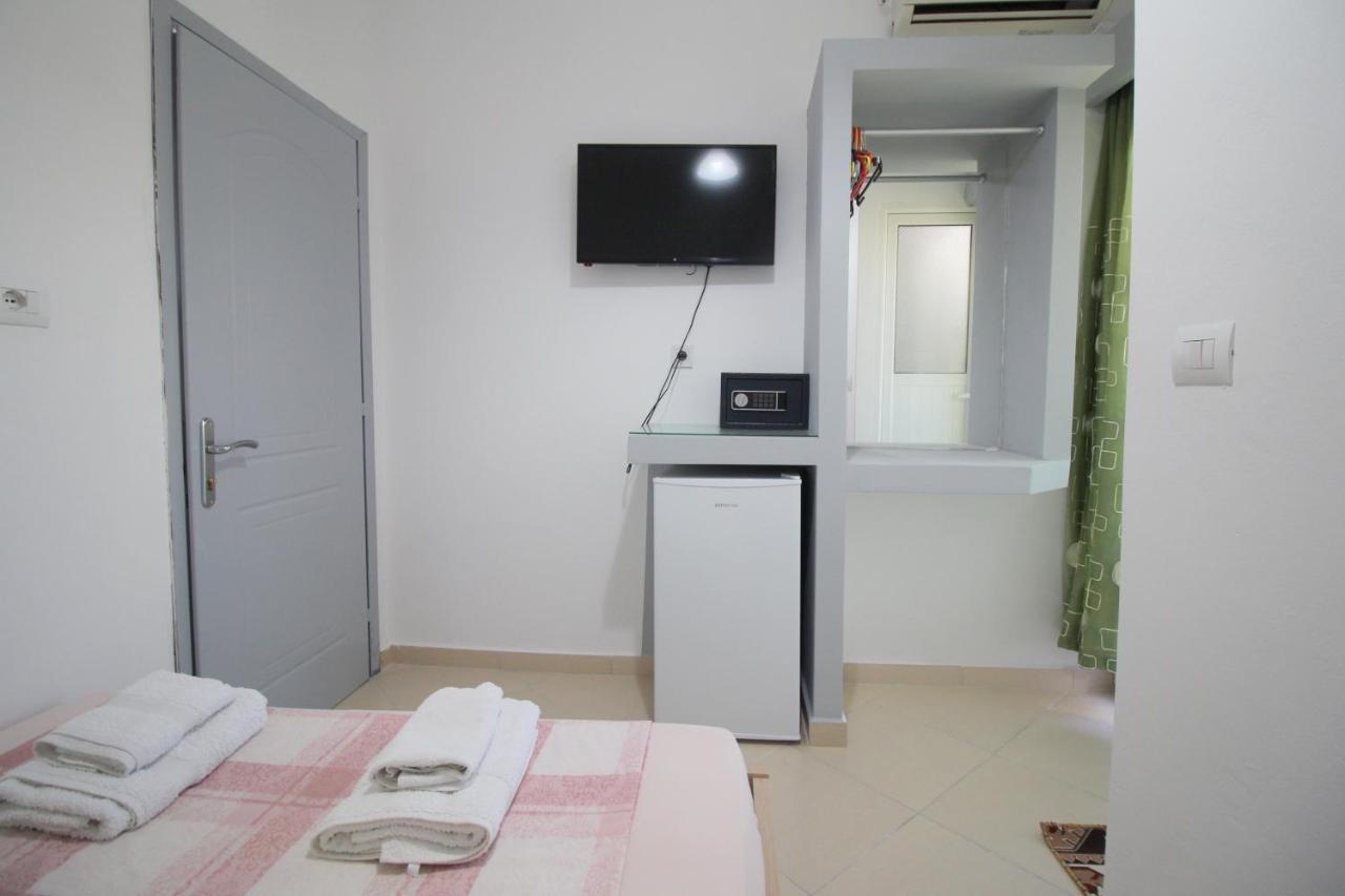 סרנדה Andy Apartments מראה חיצוני תמונה
