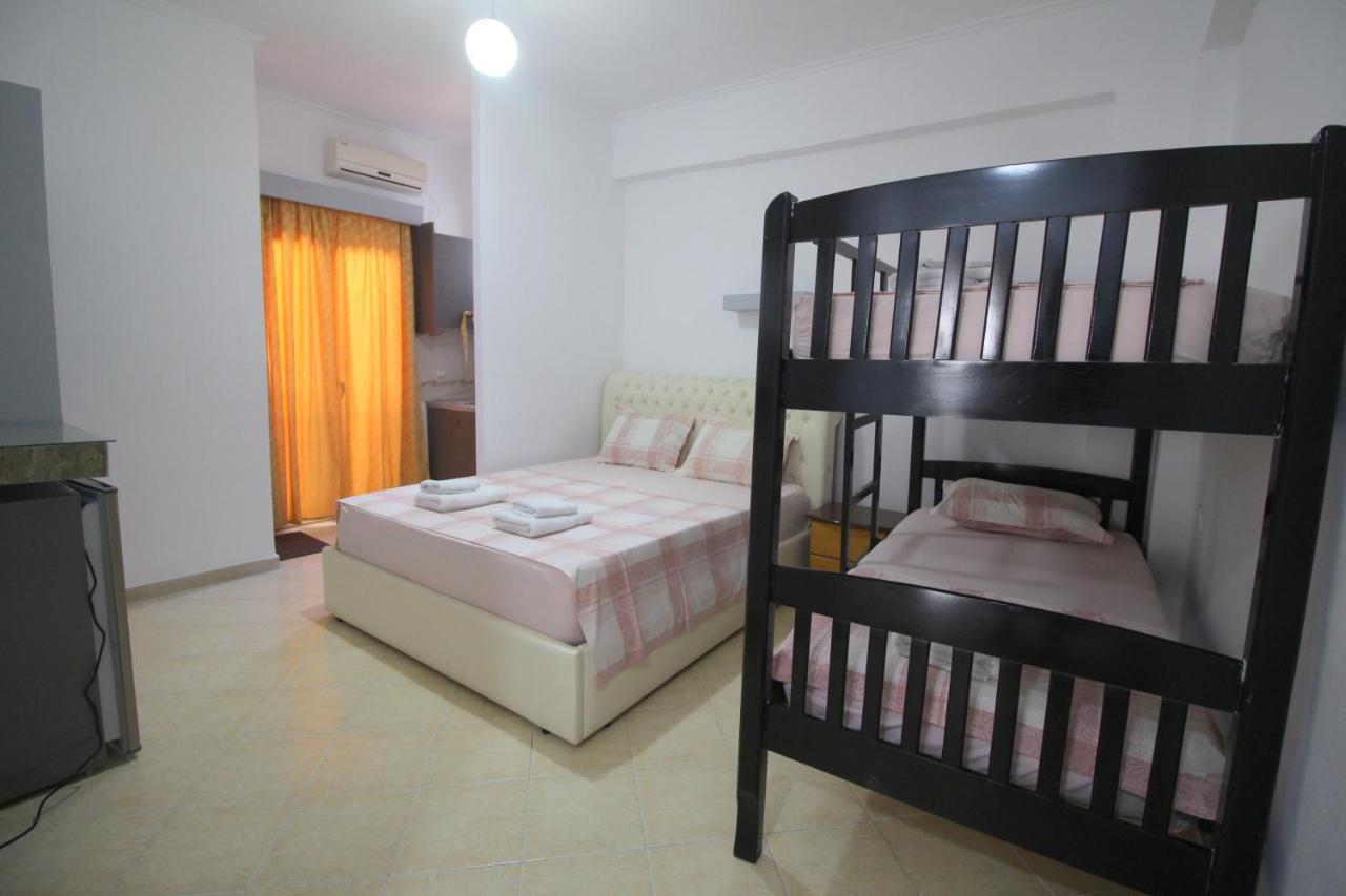 סרנדה Andy Apartments מראה חיצוני תמונה