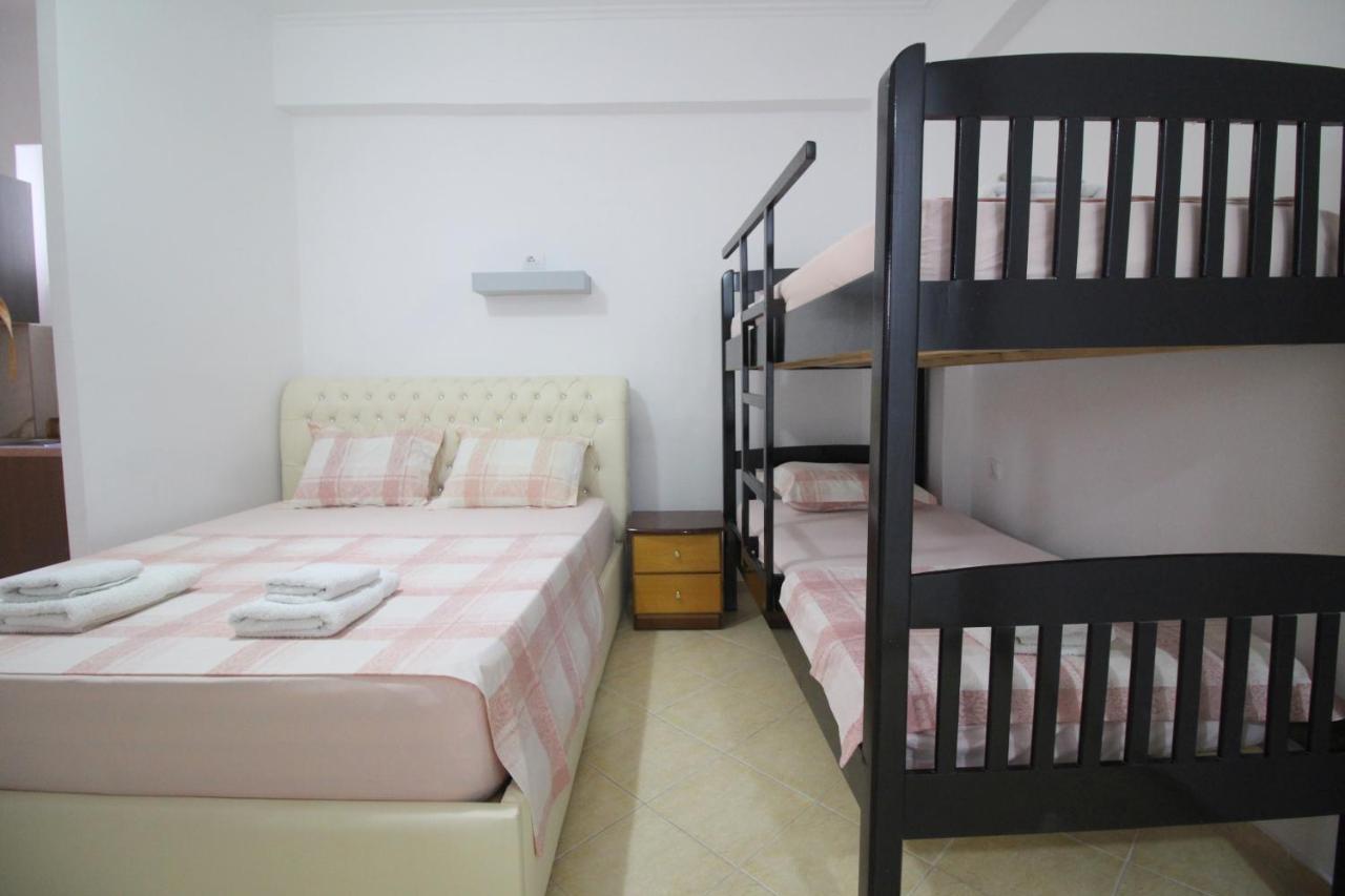 סרנדה Andy Apartments מראה חיצוני תמונה