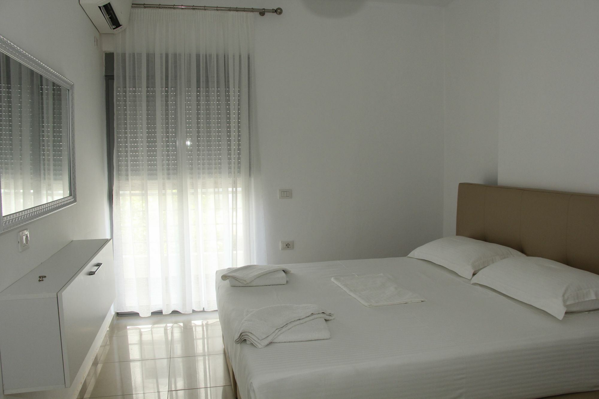סרנדה Andy Apartments מראה חיצוני תמונה