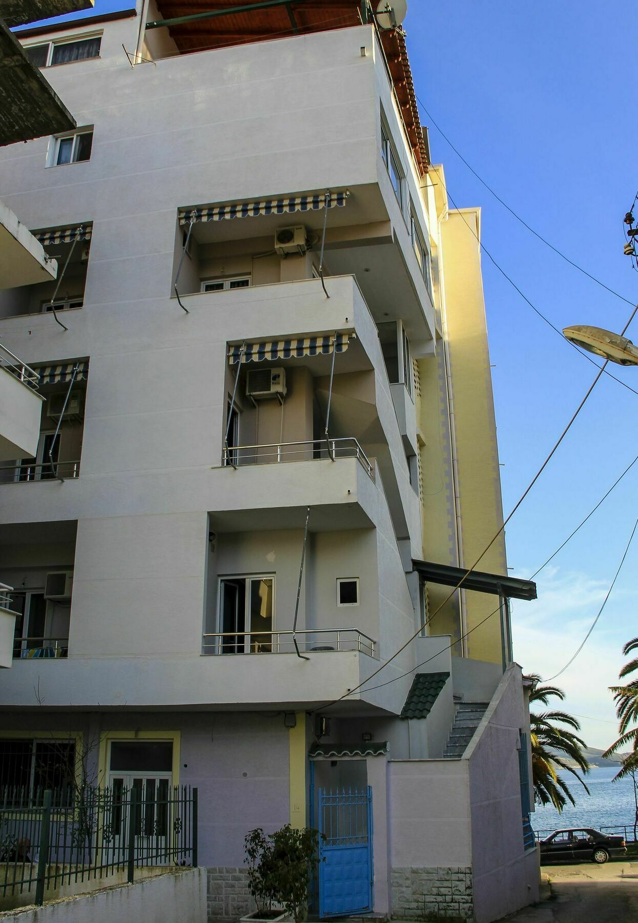 סרנדה Andy Apartments מראה חיצוני תמונה